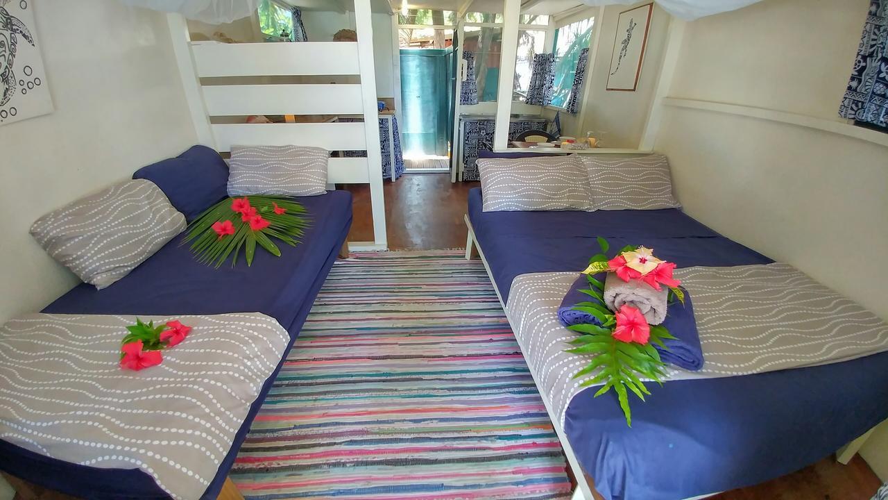 Matriki Beach Huts Arutanga Bagian luar foto